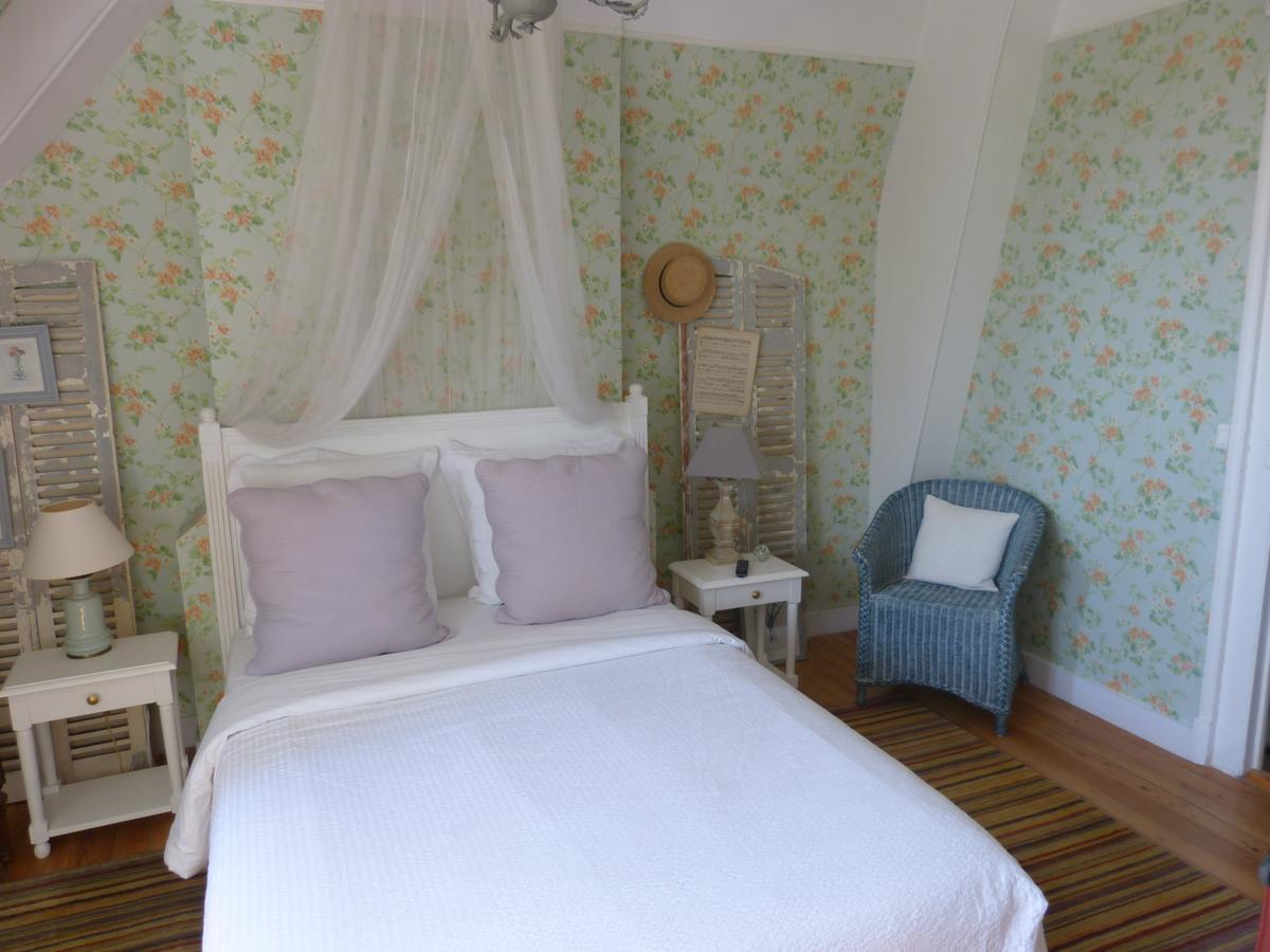 La Liniere Bed & Breakfast La Riviere-Saint-Sauveur Ngoại thất bức ảnh